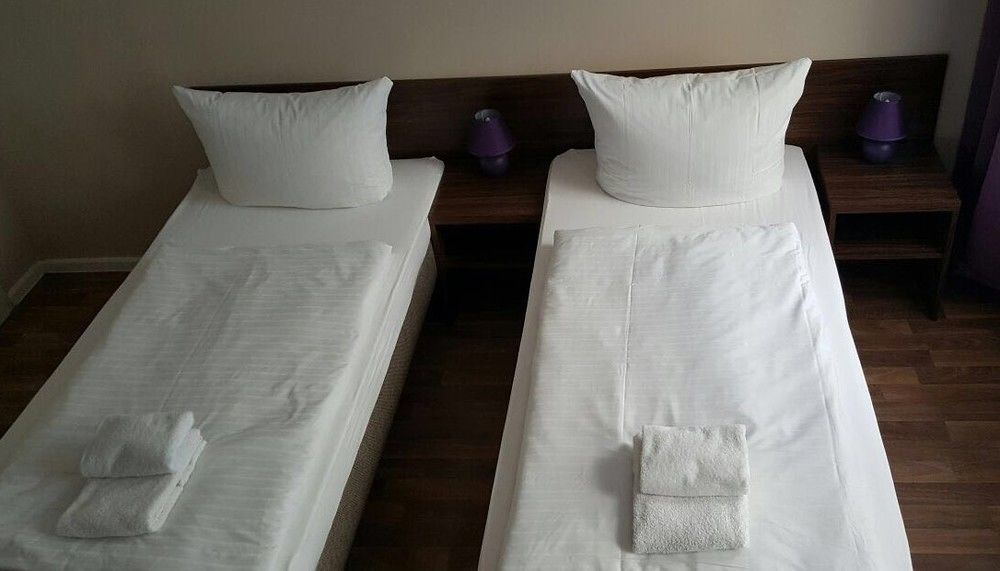 Hotel Pension Eberty Βερολίνο Εξωτερικό φωτογραφία